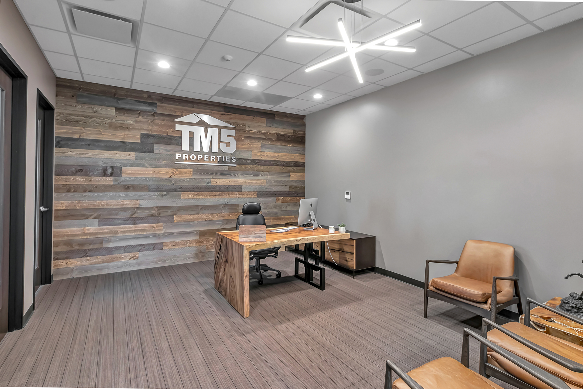 tm5 office interior